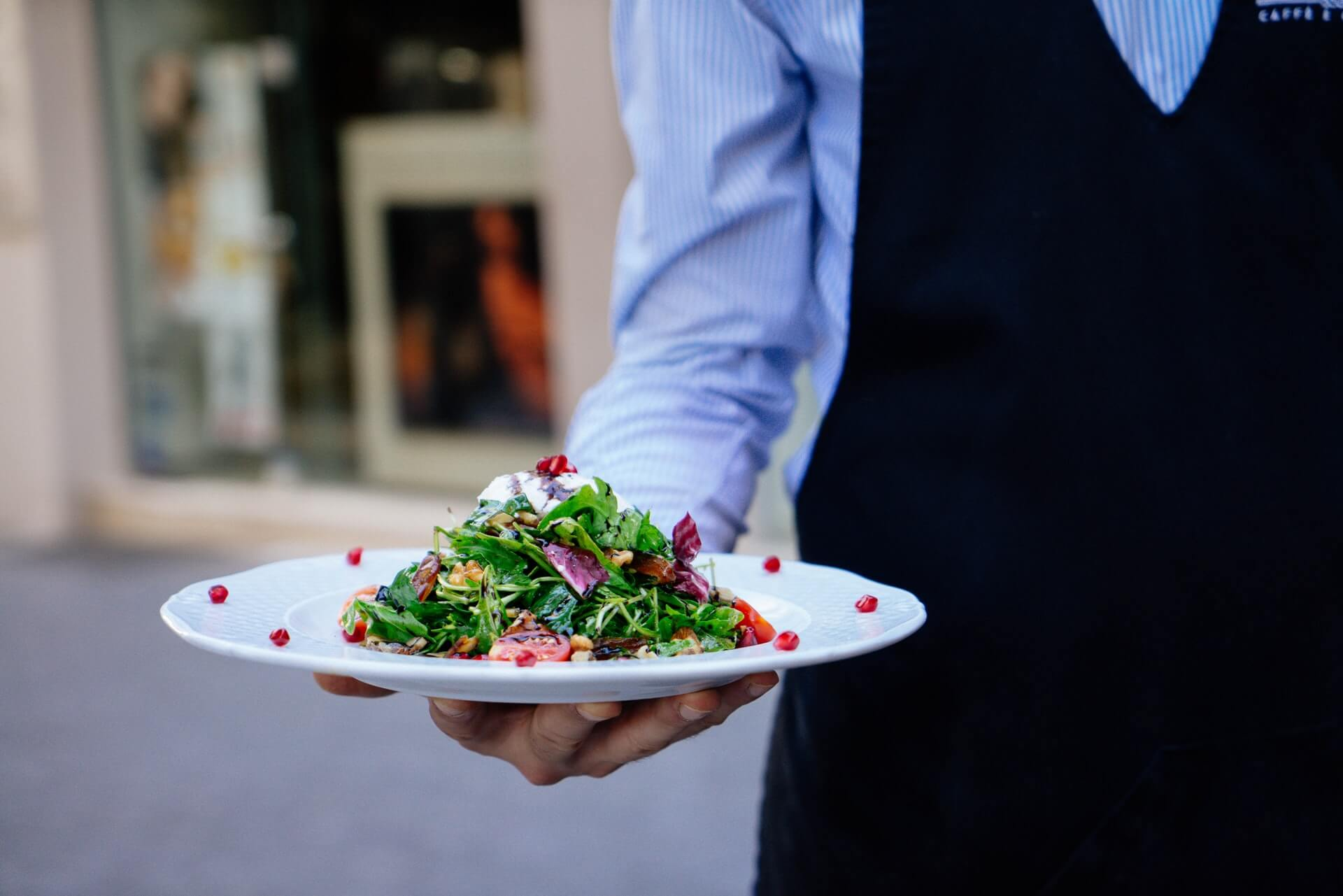 خيارات طعام لذيذة
